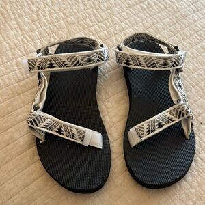 Teva Originals